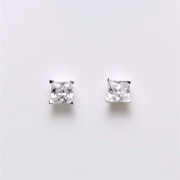 S&oslash;lv &oslash;restikk m. 4x4mm zirkonia 