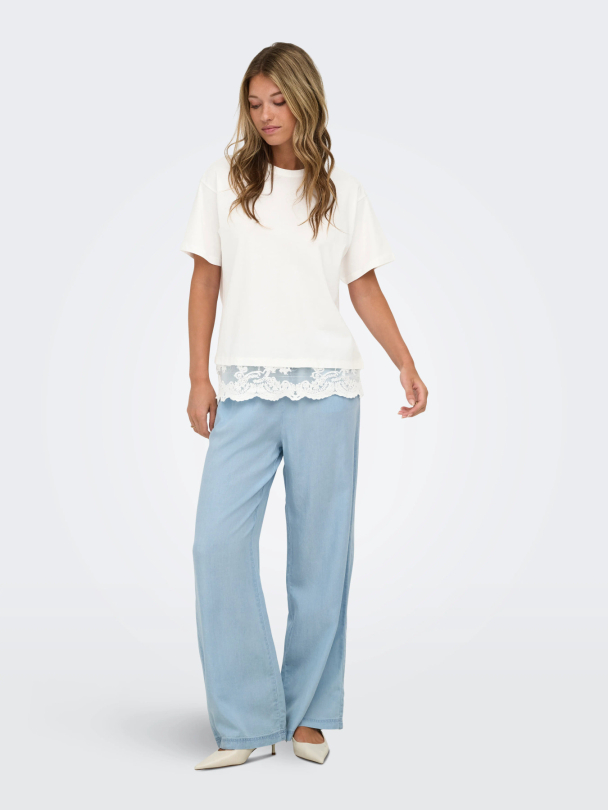 ONLVIVVI S/S LACE BOTTOM TOP JRS NOOS - Image 2