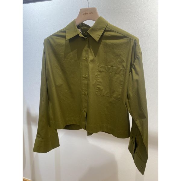 Astha Cropped Shirt Fir