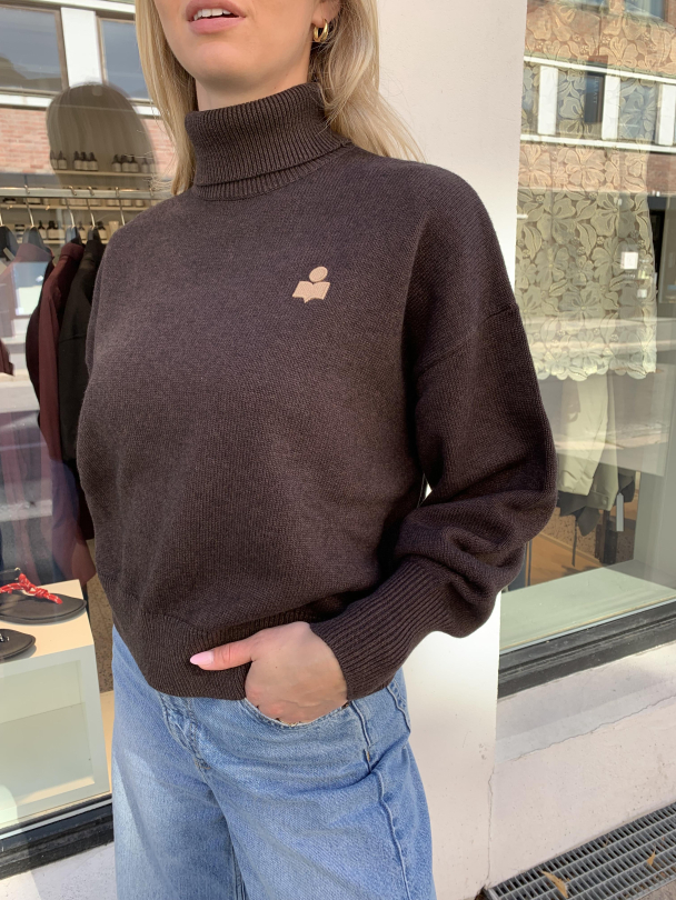 NASHA PULLOVER