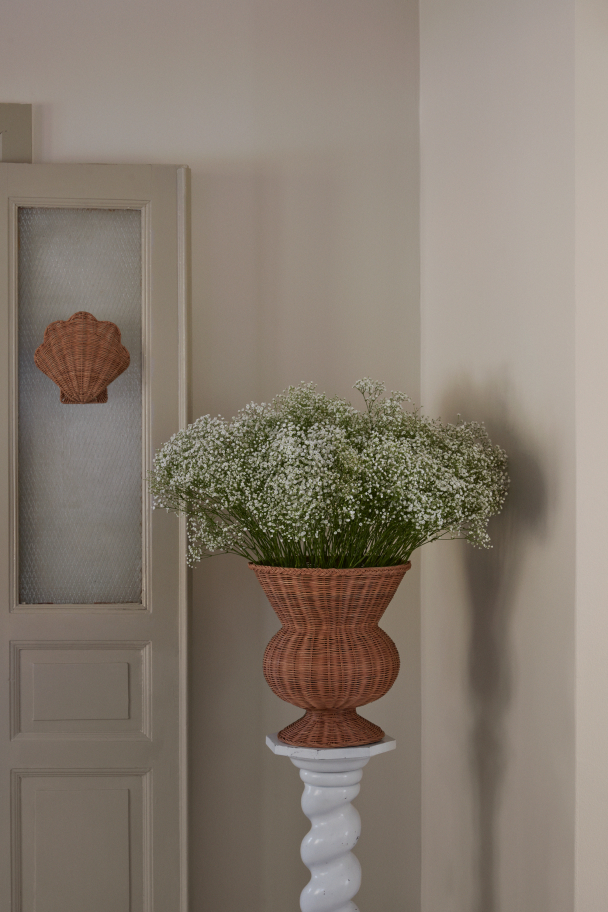 The Palace Urn - Image 4