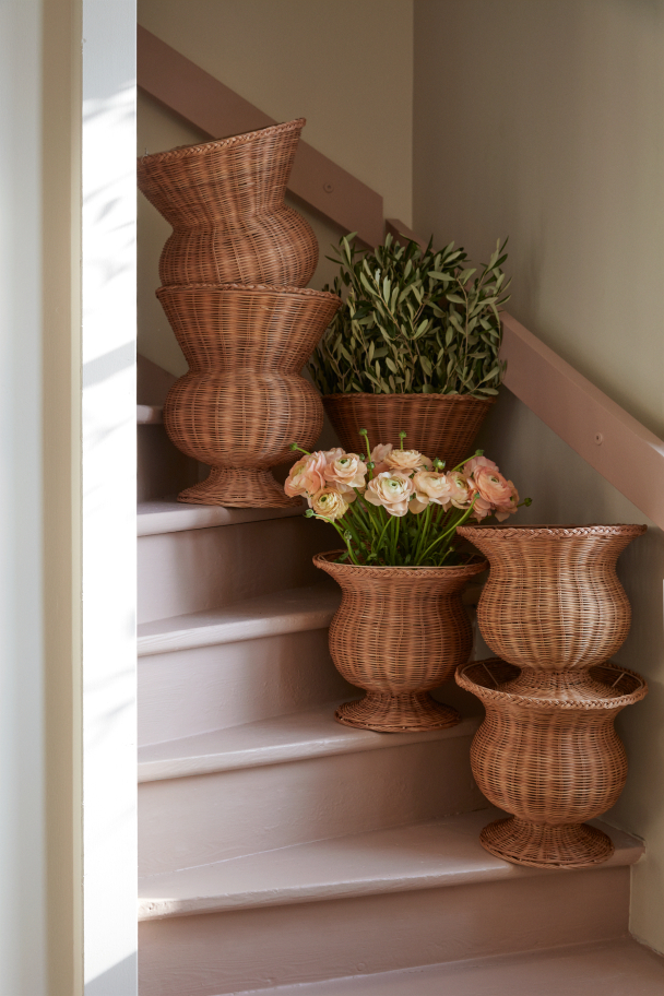 The Castle Urn - Image 3