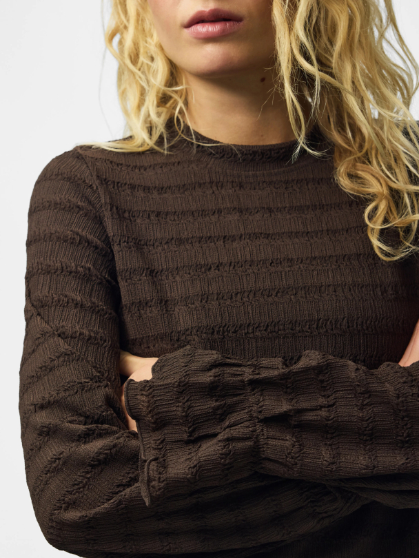 PCDAISY LS O-NECK TOP JRS NOOS BC - Image 3