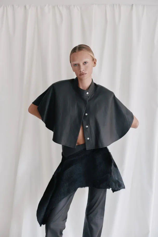 ZOE CAPE  - Image 3