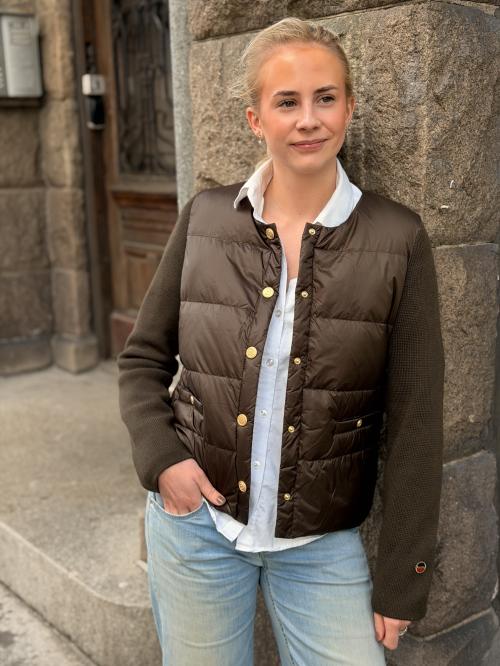 Iva Brown Down Jacket  fra Busnel