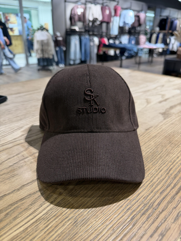Studio Active Cap - Image 1
