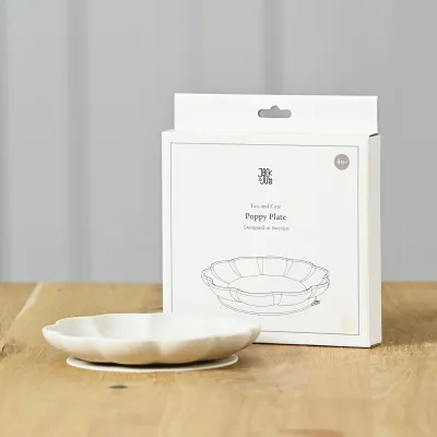 Poppy Plate - Cream