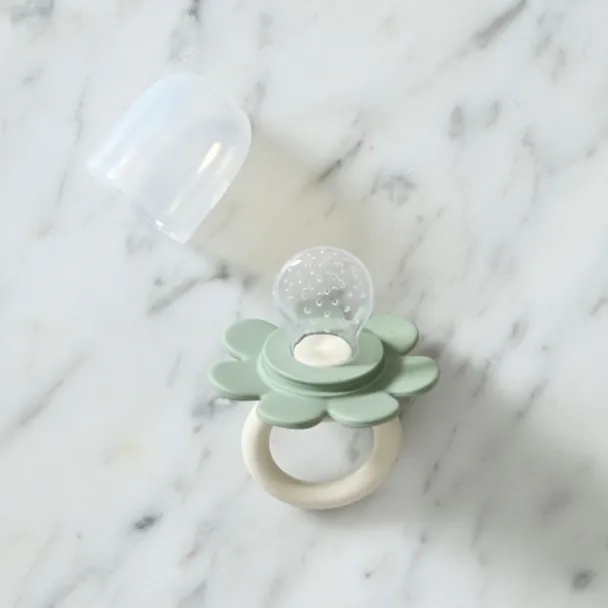 Poppy Fruit Feeder - Cream & Sage - Image 3