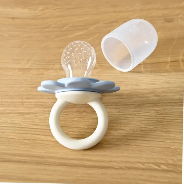 Poppy Fruit Feeder - Cream & Pale Blue - Image 2