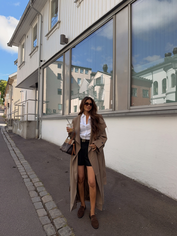 Livia Shorts - Black - Image 5