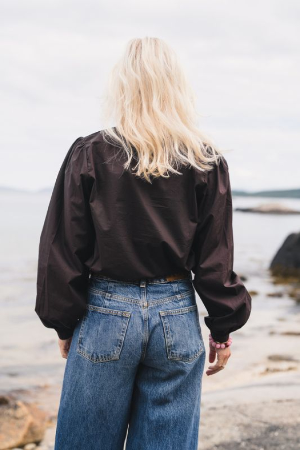 Ida Maja V Shirt - Black Coffee - Image 3