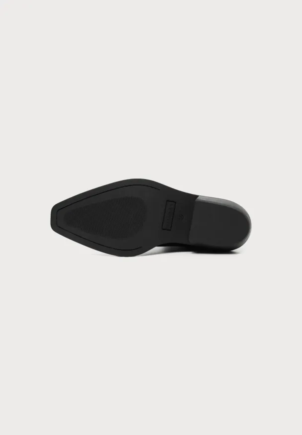Almira - Black - Image 5