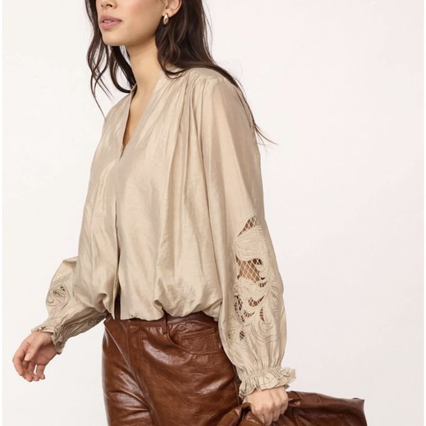 DelinCC Balloon Emb Shirt – Co’Couture