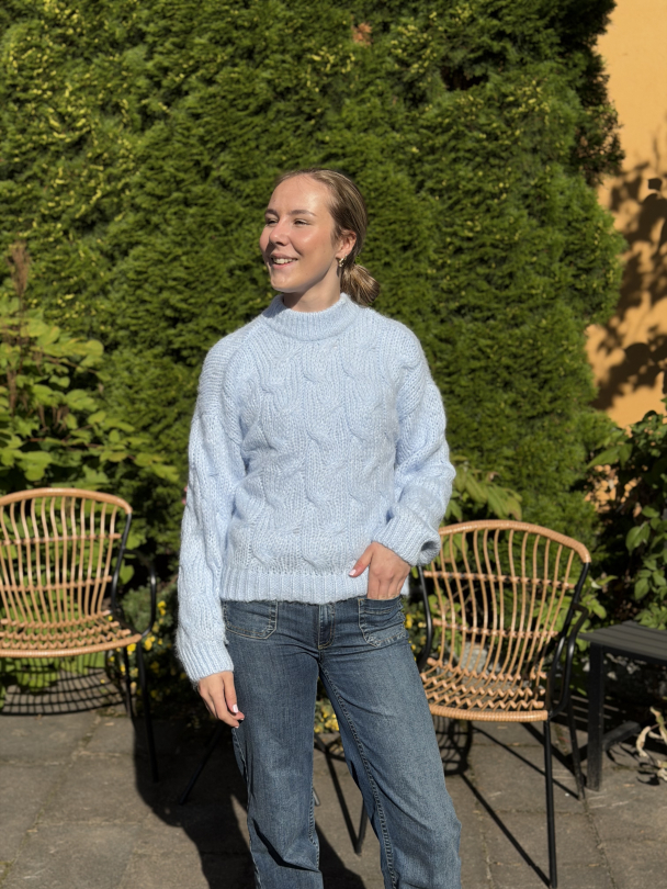 Mabye High Neck Cable Pullover