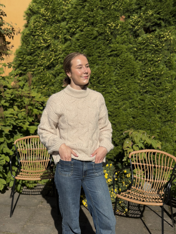 Mabye High Neck Cable Pullover