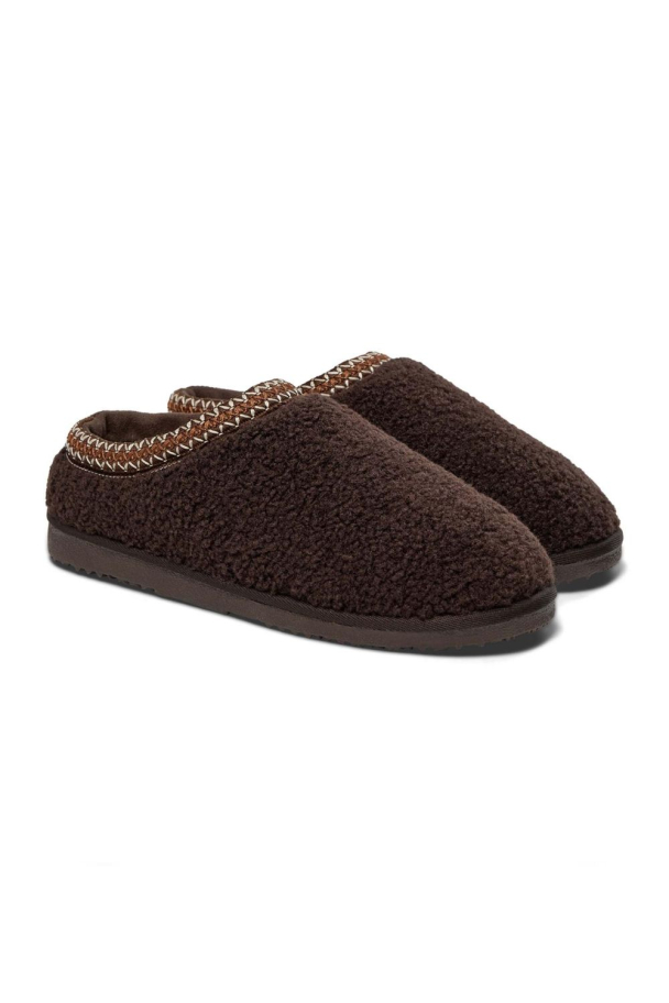 Brixen Closed Sandal - Image 1