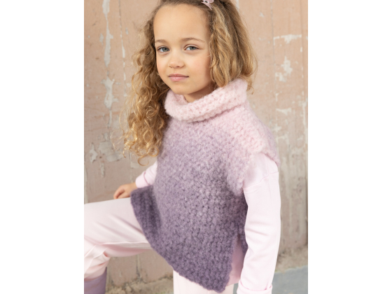 203-13 Heklet poncho av Floconelle 2-14 &aring;r