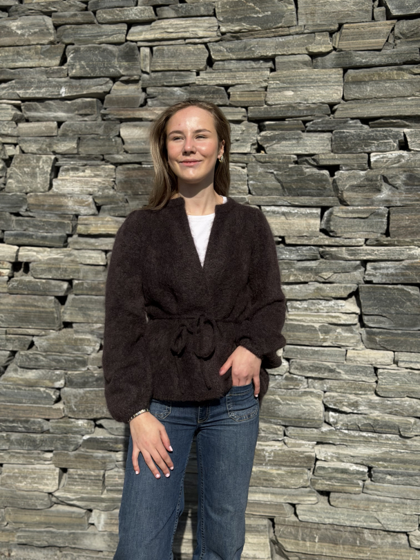 Fredrikke Chunky Cardigan