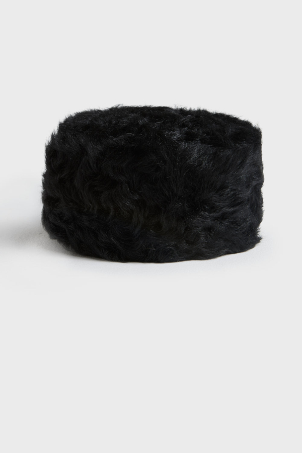ALESSIA SHEARLING HAT - Image 2