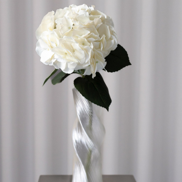 Artificial Lifelike Hydrangea – Cream