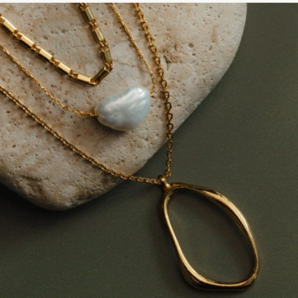 Organic Oval & Pearl 3-Row Necklace  - Image 2
