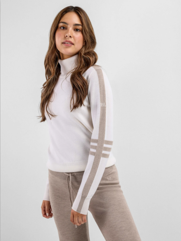 Sentraltind Knitted Sweater - Image 5