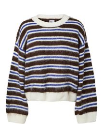 F_17166381_M_5140018_Front.jpg