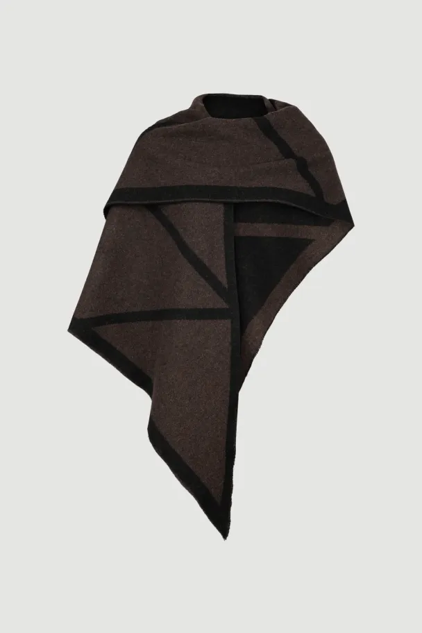 TRIANGLE SCARF - Image 1