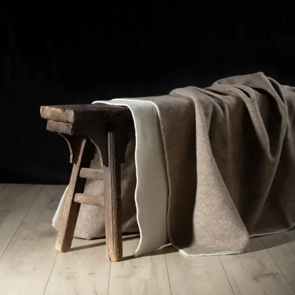 Tykt Ullpledd - Beige & Hvit - Image 4