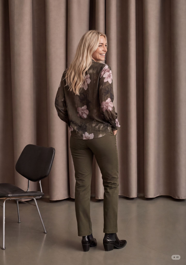  Ane Printed Blouse - Image 4