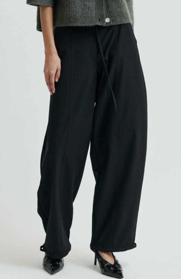 Blink Barrel Trousers – Black - Image 1
