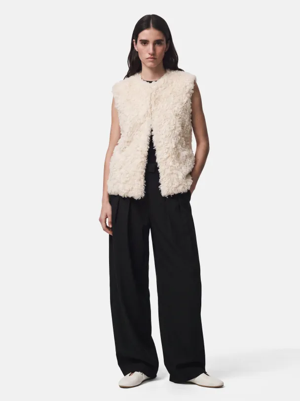 PCEVELYN FLUFFY VEST - Image 4