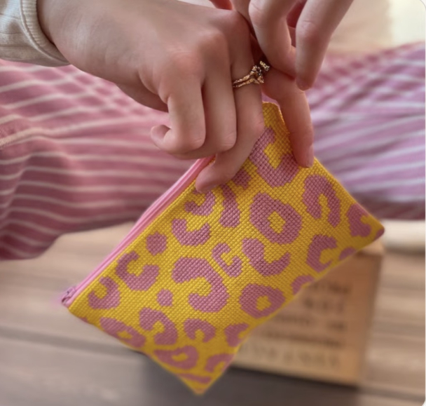 My little Leo clutch - Image 3