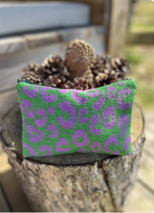 My little Leo clutch - Image 2