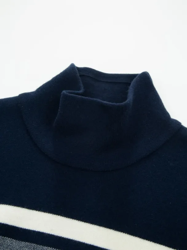 Solsidan Knitted Sweater - Image 3