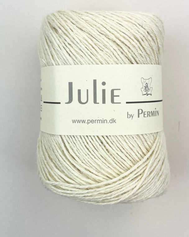 Julie - Image 2