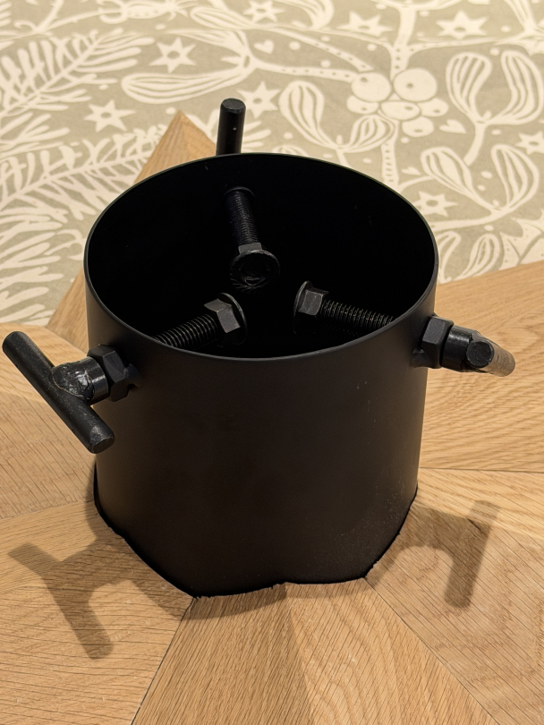 Juletrefot i eik  - Image 4