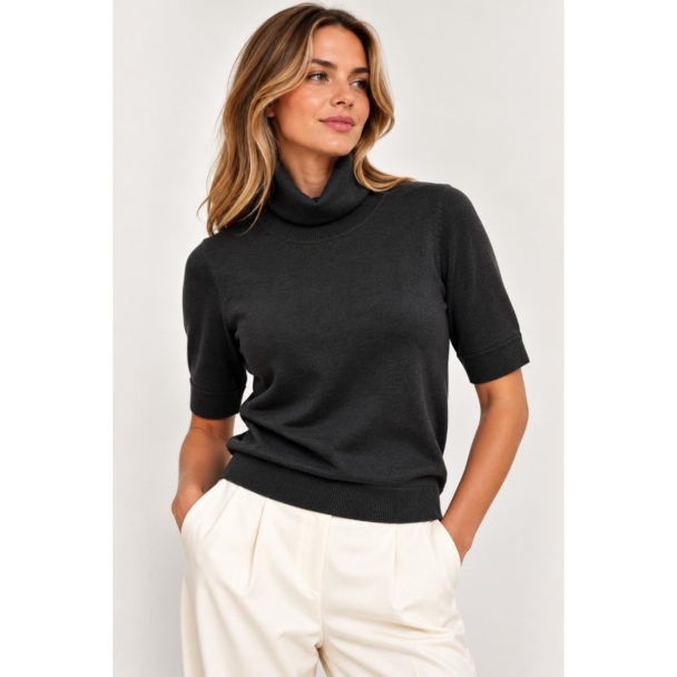 Ella Polo - Black