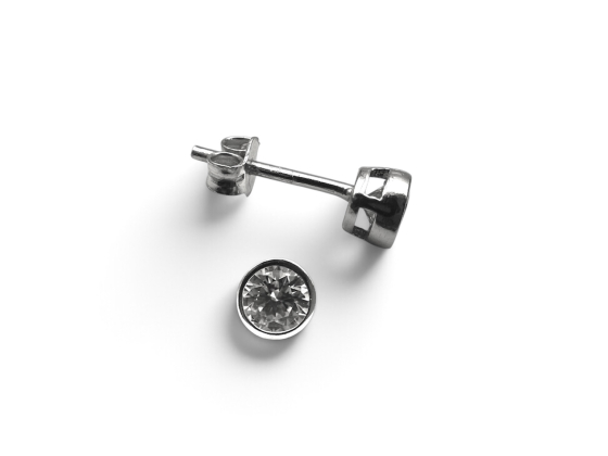 &Oslash;repynt m. cubic zirkonia, 5mm